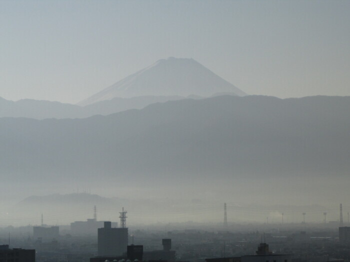 甲府など１２月上旬並みの朝