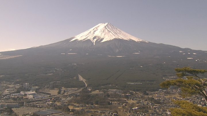 富士山登山鉄道　地元の企業や市議などの団体が県に促進を要望　