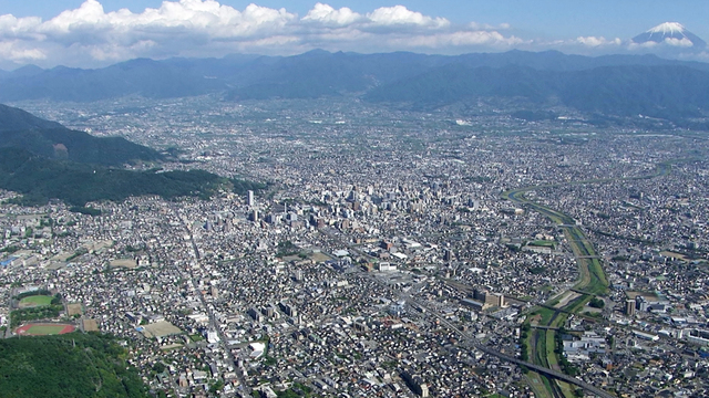 景気「持ち直し」続く　生産活動は弱含み　１～４月の県内経済情勢　甲府財務事務所　山梨県