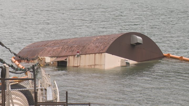 放水用のポンプ小屋が浸水　雨で増水の西湖で水位上昇　湖畔のキャンプ場はキャンセルも