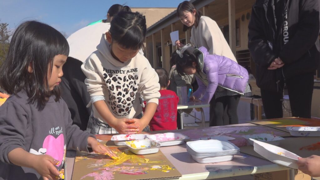 保育園で子育て支援イベント　親同士も交流深め楽しい時間を過ごす