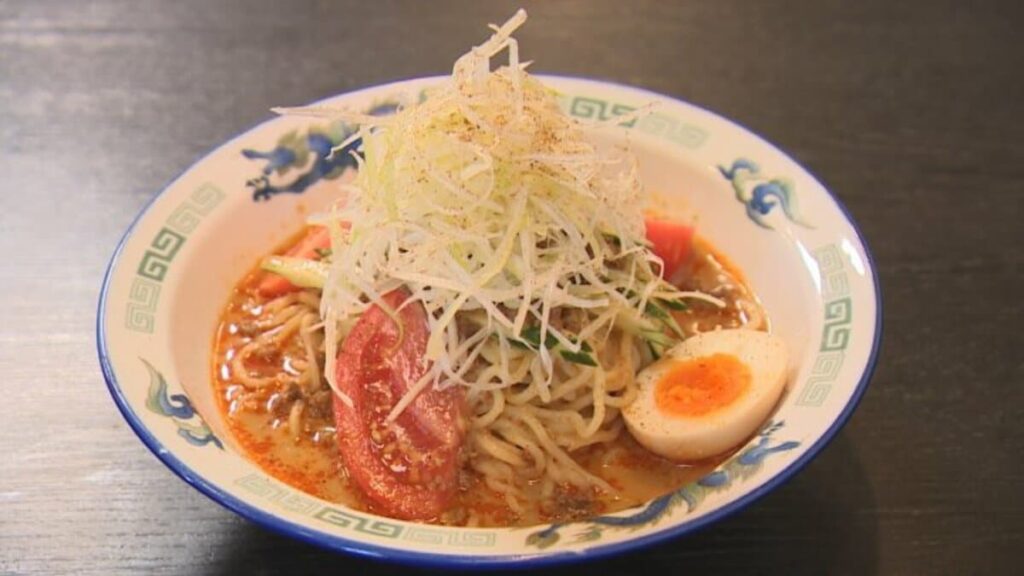 【ひんやりグルメ】夏野菜どっさり 冷やし担々麺　香りを楽しむ 抹茶ざるらーめん　山梨・らーめん食堂れんげ