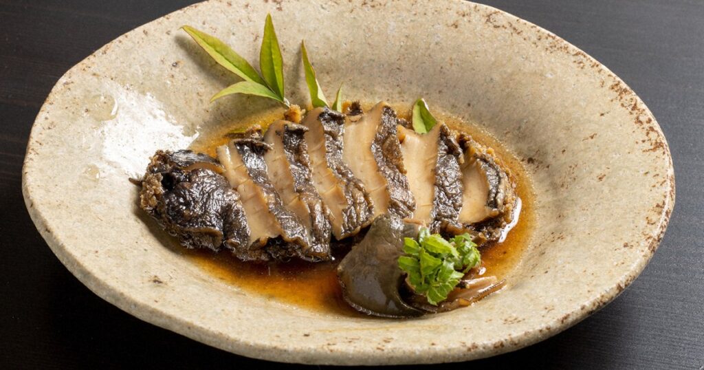 江戸時代の奇跡で誕生?　海なし県でなぜか名物のアワビの煮貝