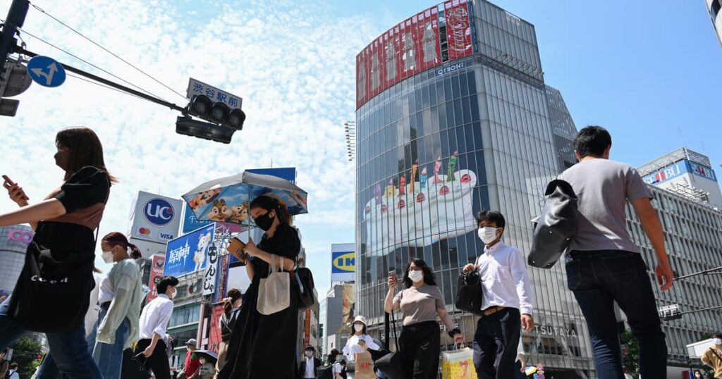 雇用の回復、東京・大阪で弱く　内閣府リポート