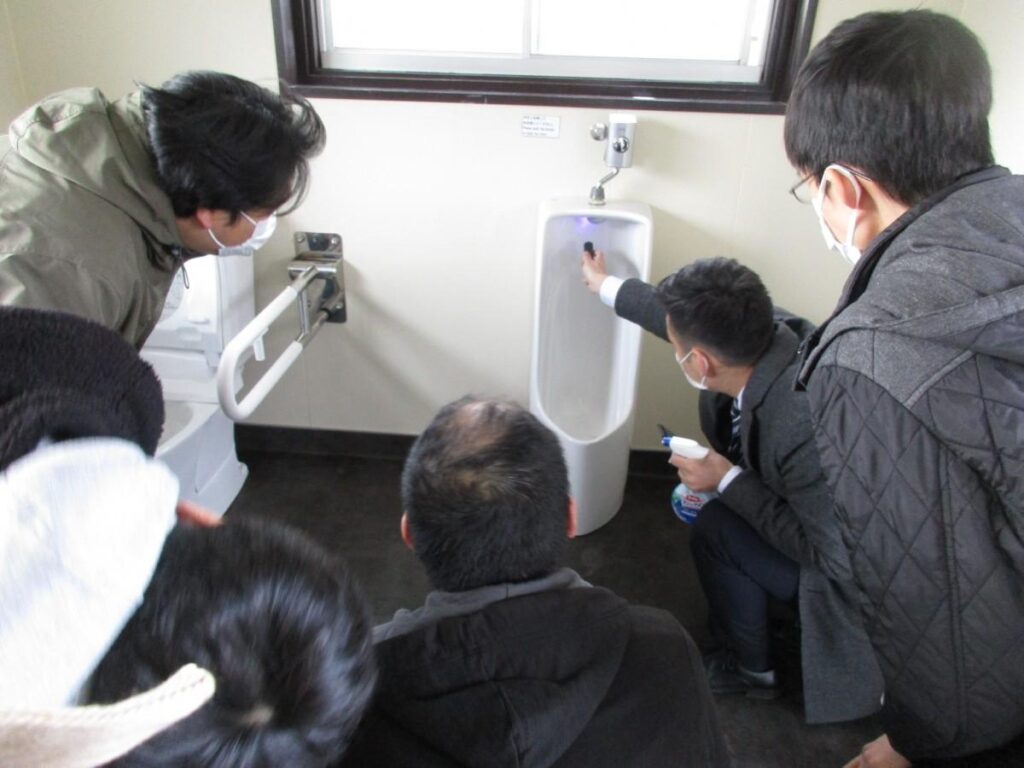 富士山経済新聞
富士急行が「トイレ衛生改善認証」取得　衛生的で快適な施設づくり目指して