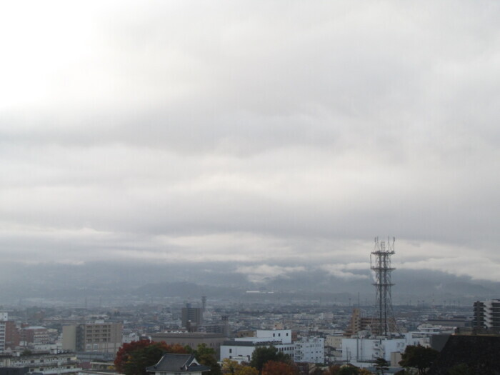 １０地点とも平年より暖かい朝