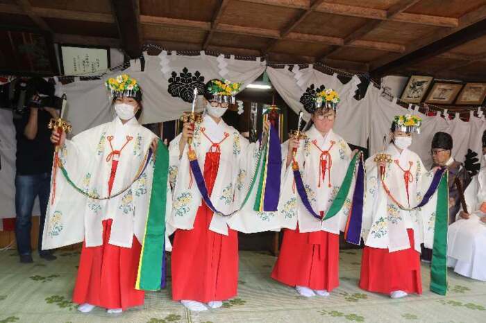 つつじ祭り 規模縮小して開催