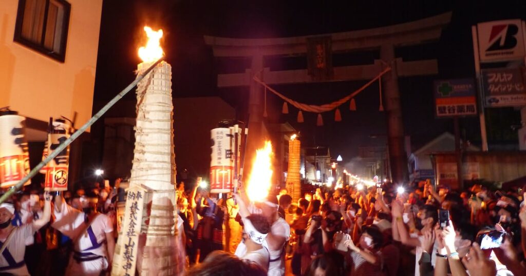 山梨の奇祭「吉田の火祭り」、3年ぶり本格開催