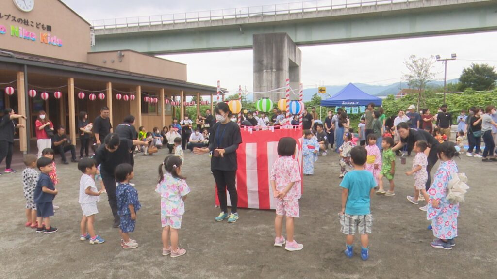 親子で楽しむ納涼祭　にこにこキッズ保育園