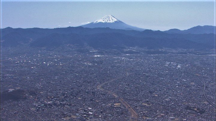 「一部に弱めの動きがみられるものの持ち直し」県内景気判断を6か月連続で据え置き　日本銀行甲府支店