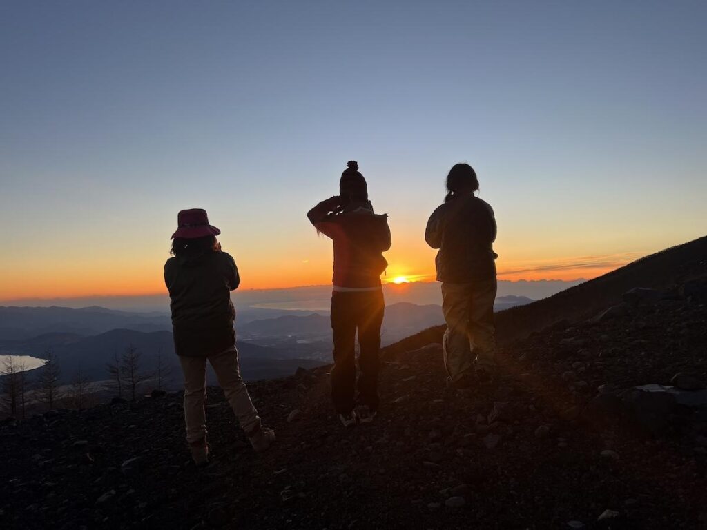 富士山経済新聞
富士山で「冬の山小屋ステイツアー」　冬山トレッキングや山小屋飯