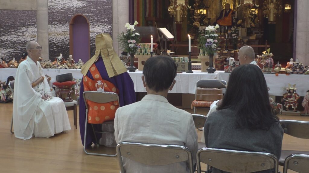 ひな人形や節句人形　役目を終えた思い出深い人形に感謝　人形供養祭