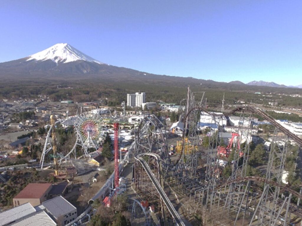 富士山経済新聞
富士急ハイランドが60周年　記念イベントでトレジャーハントなど