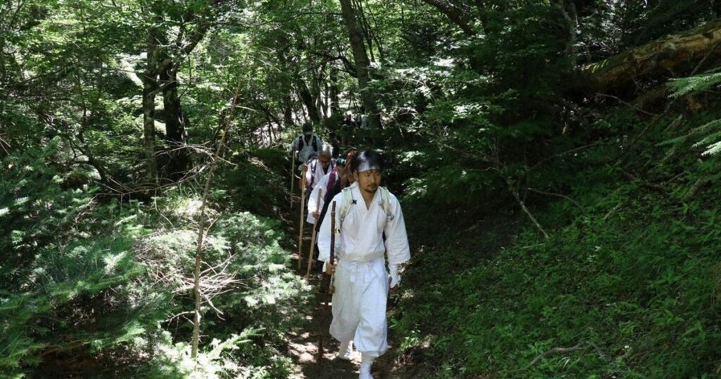 江戸時代の富士信仰、ツアーで追体験 富士吉田市などが開発