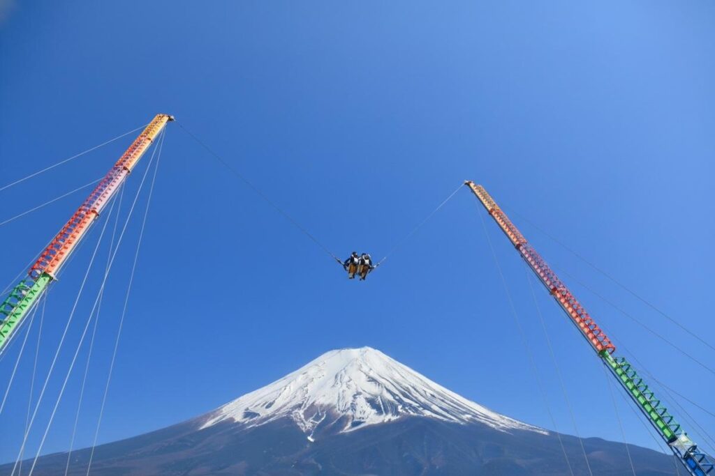 富士山経済新聞
富士急ハイランドで「223（ふじさん）まつり」　ライブステージも