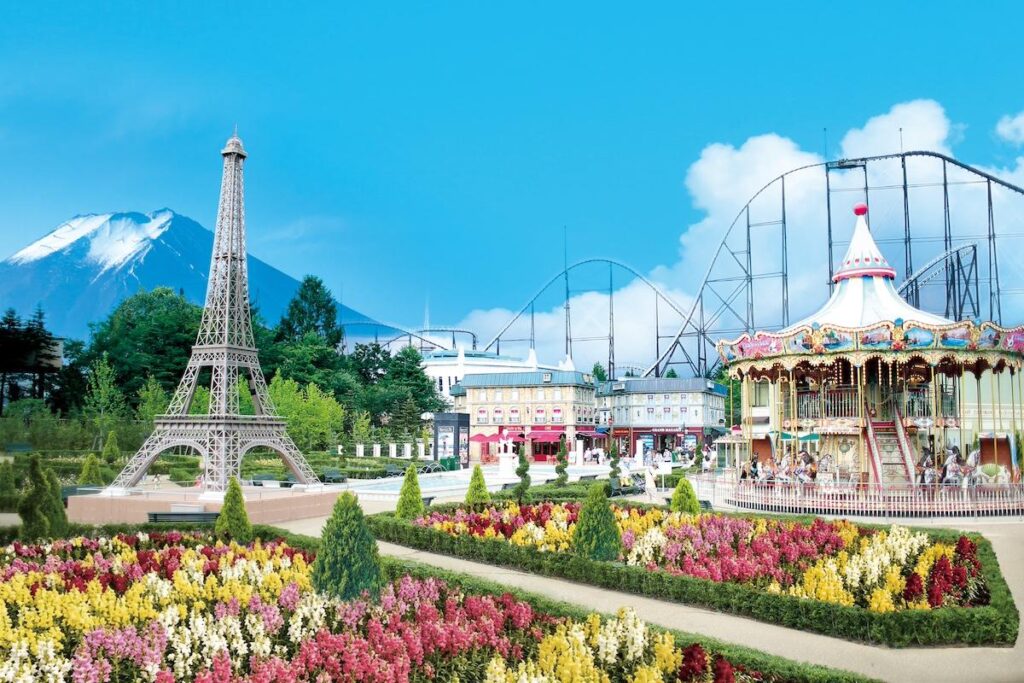 富士山経済新聞
富士急「リサとガスパール タウン」で春の花イベント　6色のキンギョソウも